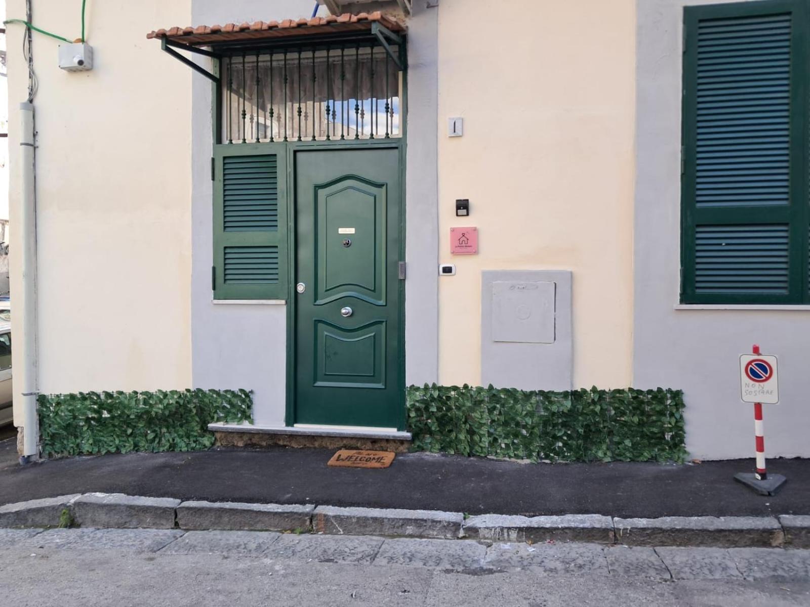 La Petite Maison Napoli Esterno foto