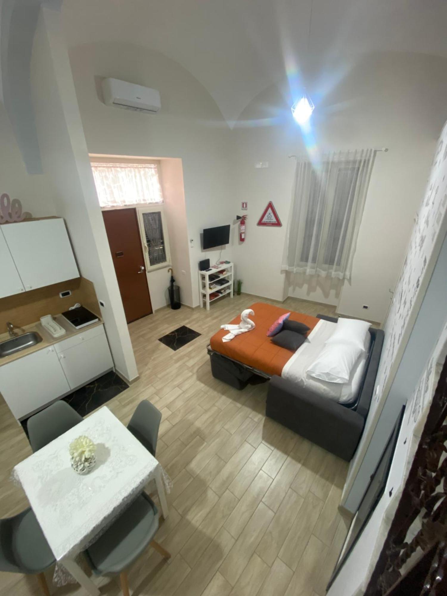 La Petite Maison Napoli Esterno foto